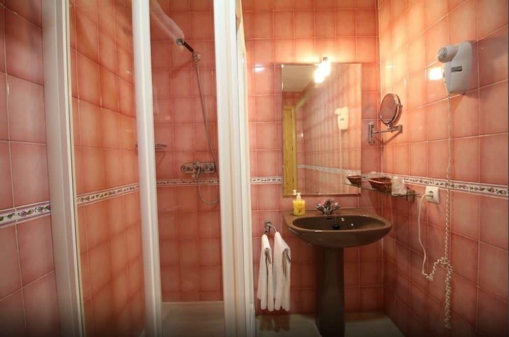 Hotel Alda Tordesillas Εξωτερικό φωτογραφία
