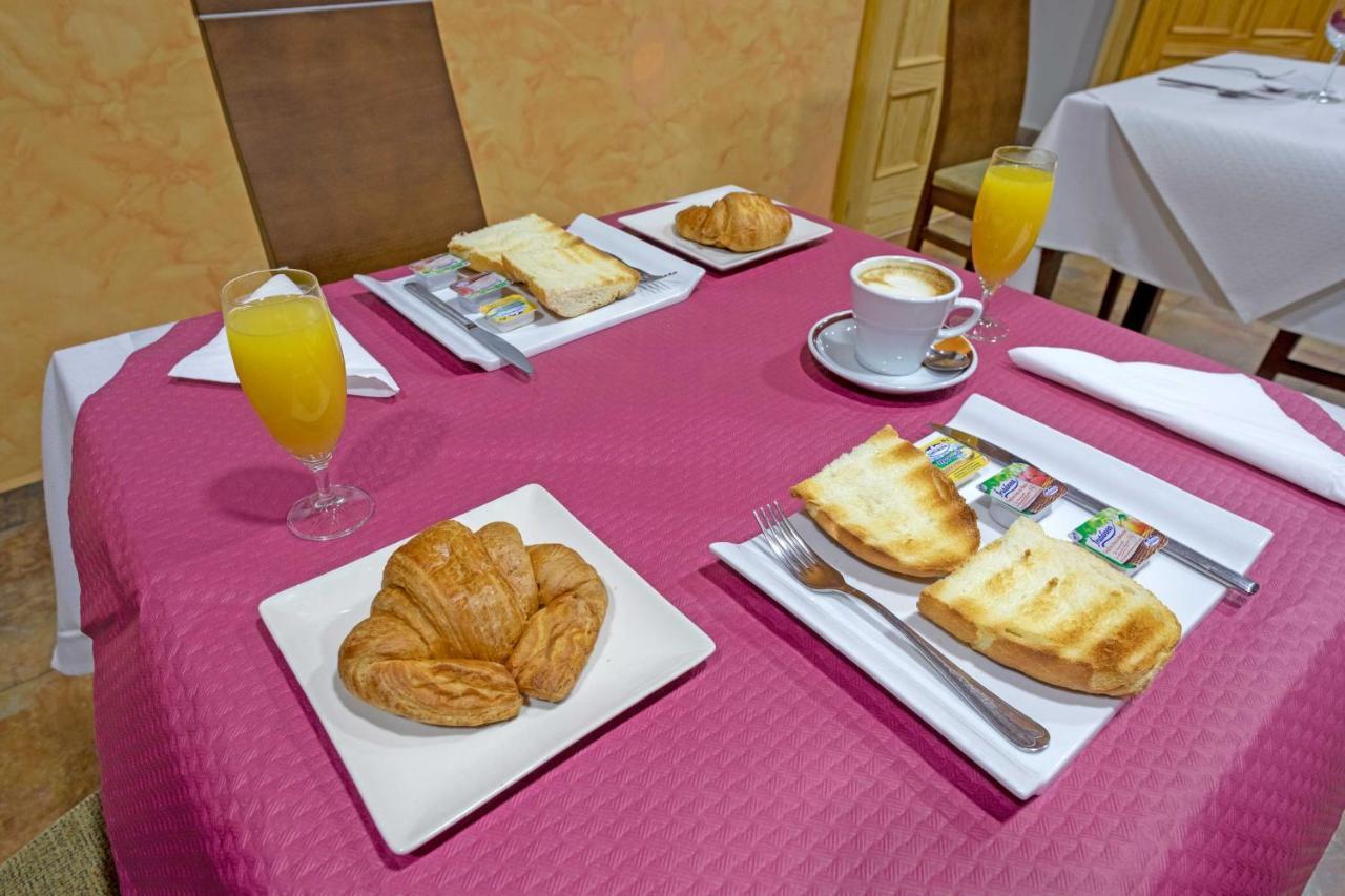 Hotel Alda Tordesillas Εξωτερικό φωτογραφία